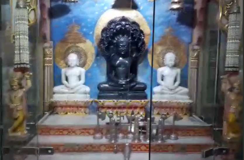 theft_in_jain_temple.jpg जैन मंदिर में लूट, नकाबपोश लुटेरों ने हथियारों की नोंक पर की वारदात