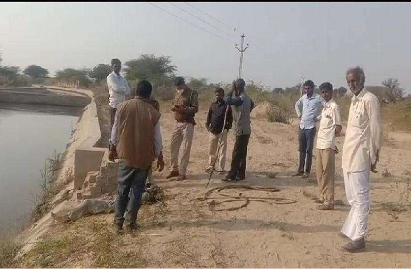 राजीव गांधी लिफ्ट कैनाल की डिग्गी में तैरता मिला युवक का शव राजीव गांधी लिफ्ट कैनाल की डिग्गी में तैरता मिला युवक का शव