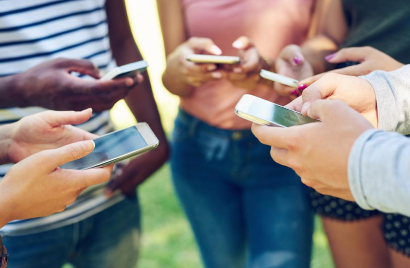 smartphone.png इन यूटीलिटी ऐप्स से जल्दी होंगे आपके सारे काम, जानिए कुछ खास ऐप्स के बारे में