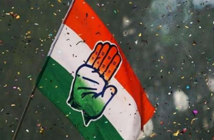 Congress to recruit 5 lakh 'social media warriors' कांग्रेस करेगी 5 लाख ‘सोशल मीडिया वॉरियर्स’ की भर्ती, BJP के ‘आईटी सेल’ को मिलेगी कड़ी टक्कर