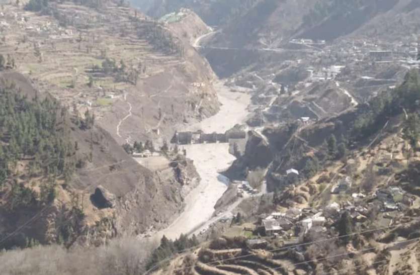 उत्तराखंड त्रासदी: लखीमपुर खीरी के 15 मजदूर लापता, तबाही से पहले पावर प्रोजेक्ट पर कर रहे थे काम, उत्तराखंड त्रासदी: लखीमपुर खीरी के 15 मजदूर लापता, तबाही से पहले पावर प्रोजेक्ट पर कर रहे थे काम