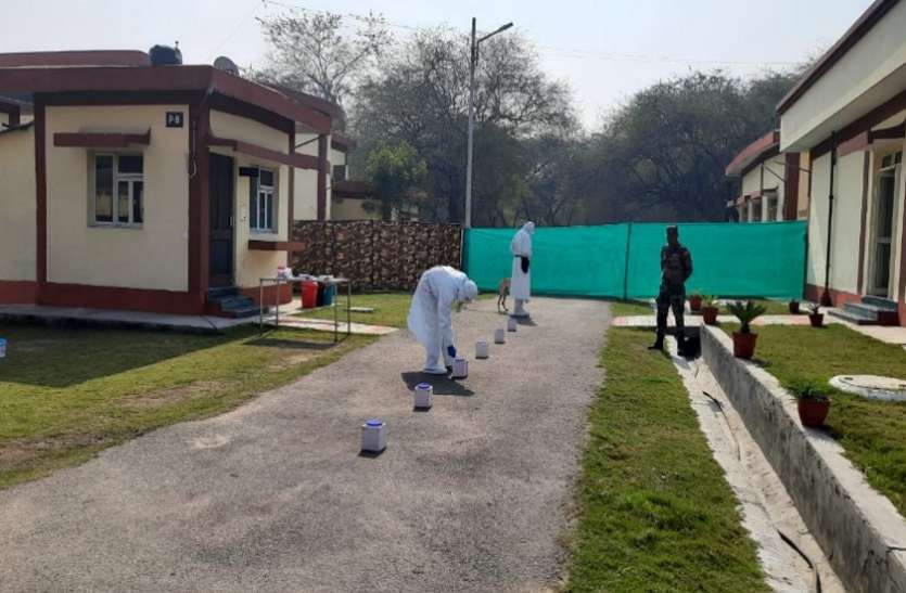 01_11.jpg कोरोना के वायरस पहचानने में सेना की मदद कर रहे कुत्ते, दिल्ली और छत्तीसगढ़ में सेना के ट्रांजिट कैंपों में तैनात