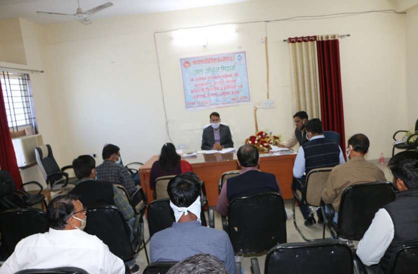 व्यवस्थित रूप से डाली जाए पाइप लाइन : कलेक्टर व्यवस्थित रूप से डाली जाए पाइप लाइन : कलेक्टर