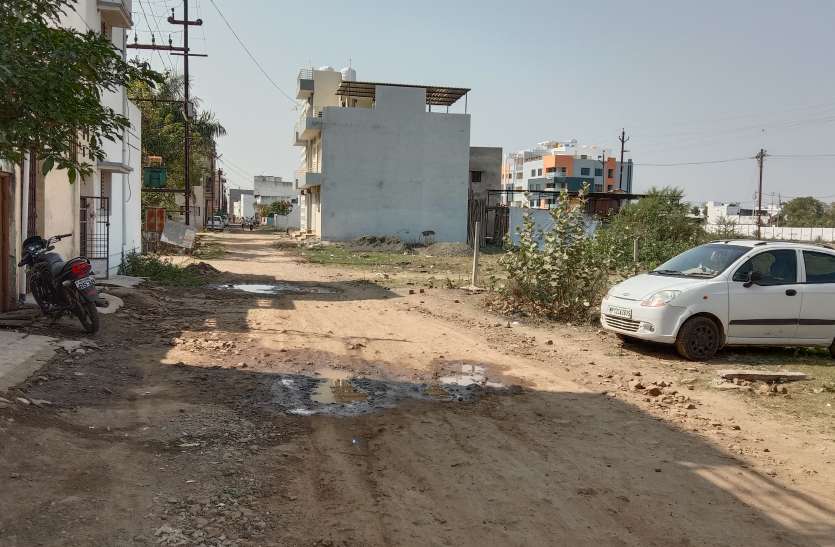 अवैध कॉलोनाइजर्स को नोटिस देकर भूला नगर निगम अवैध कॉलोनाइजर्स को नोटिस देकर भूला नगर निगम