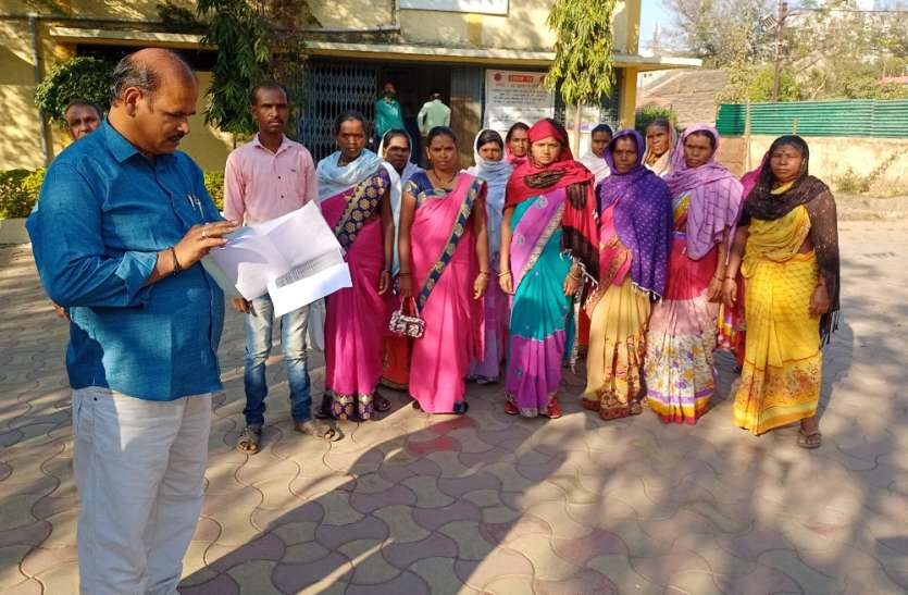 pand_222_1.jpg मनमानी करने वाले शिक्षकों पर हो कार्रवाई