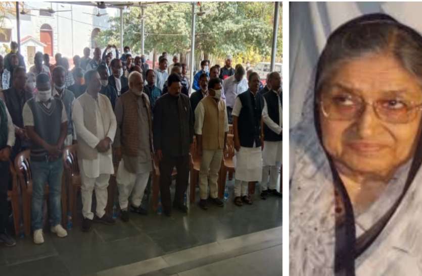 राजमाता की स्मृति में होगा राजीव भवन के प्रथम तल का निर्माण, पूरा खर्च उठाएंगे स्वास्थ्य मंत्री टीएस राजमाता की स्मृति में होगा राजीव भवन के प्रथम तल का निर्माण, पूरा खर्च उठाएंगे स्वास्थ्य मंत्री टीएस