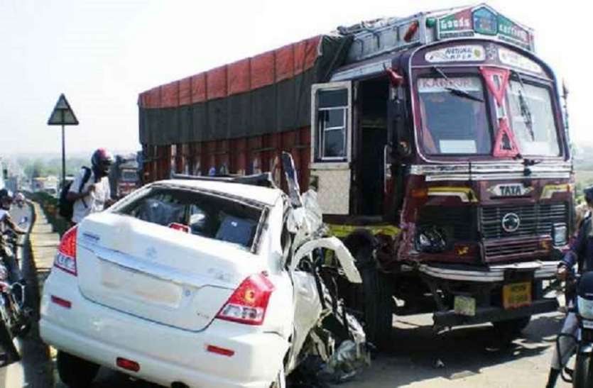 road_accidents.jpg लकीर पीटने से नहीं थमेंगे सडक़ हादसे