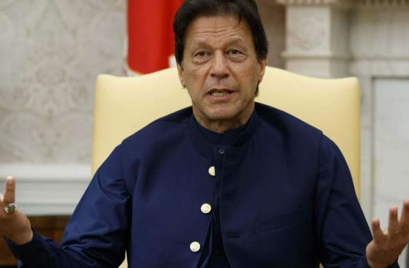 pm imran khan says pakistan cricket have talent than team india मुंगेरीलाल के हसीन सपने देख रहे हैं PM इमरान, बोले- ‘पाकिस्तान में भारत से ज्यादा है क्रिकेटिंग टैलेंट’