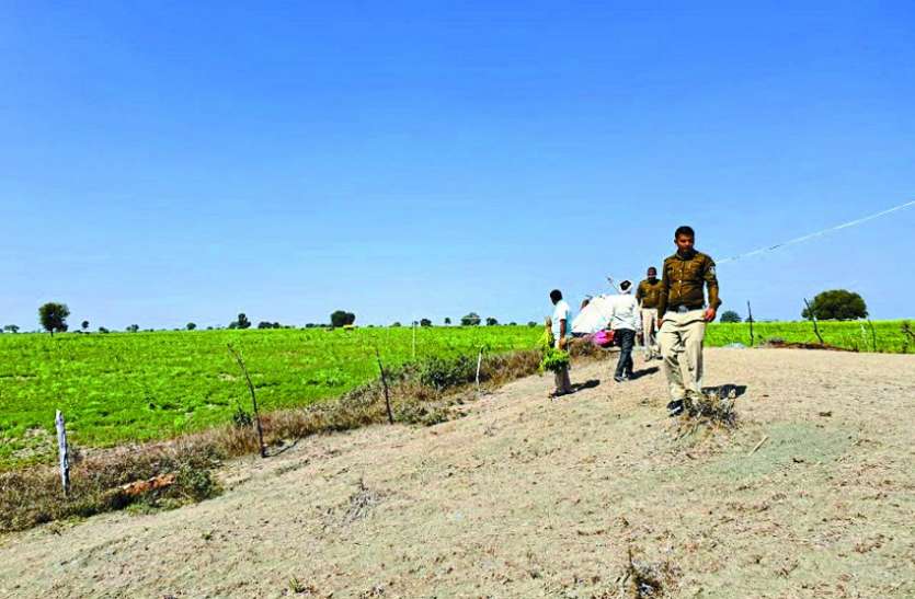 The robbery accused arrested लूट के फरार आरोपी को किया गिरफ्तार