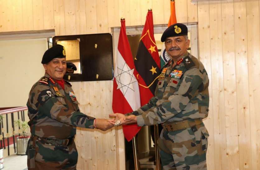लेफ्टिनेंट जनरल मन्हास जोधपुर की कोणार्क कोर के कमाण्डर लेफ्टिनेंट जनरल मन्हास जोधपुर की कोणार्क कोर के कमाण्डर