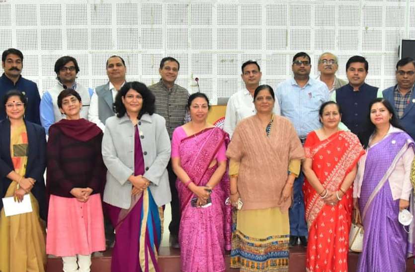 JNVU: विद्यार्थी जिम्मेदार नागरिक बन करेगा सेवा कार्य - प्रो. शेरॉन JNVU: विद्यार्थी जिम्मेदार नागरिक बन करेगा सेवा कार्य - प्रो. शेरॉन