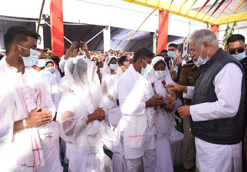 सीएम ने किया मैनपाट महोत्सव का शुभारंभ, कहा- सरगुजिहा, भोजपुरी तथा तिब्बती समाज का मिलाप स्थल है मैनपाट