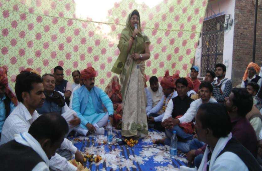 समस्याओं का तय समय पर होगा समाधान- सरोज बंसल समस्याओं का तय समय पर होगा समाधान- सरोज बंसल