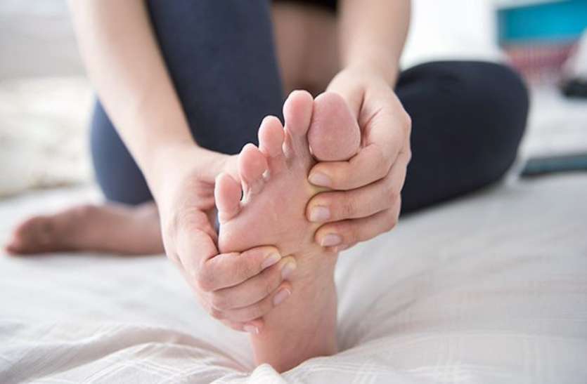 Feet पैर भी बताते हैं कैसी है आपकी सेहत