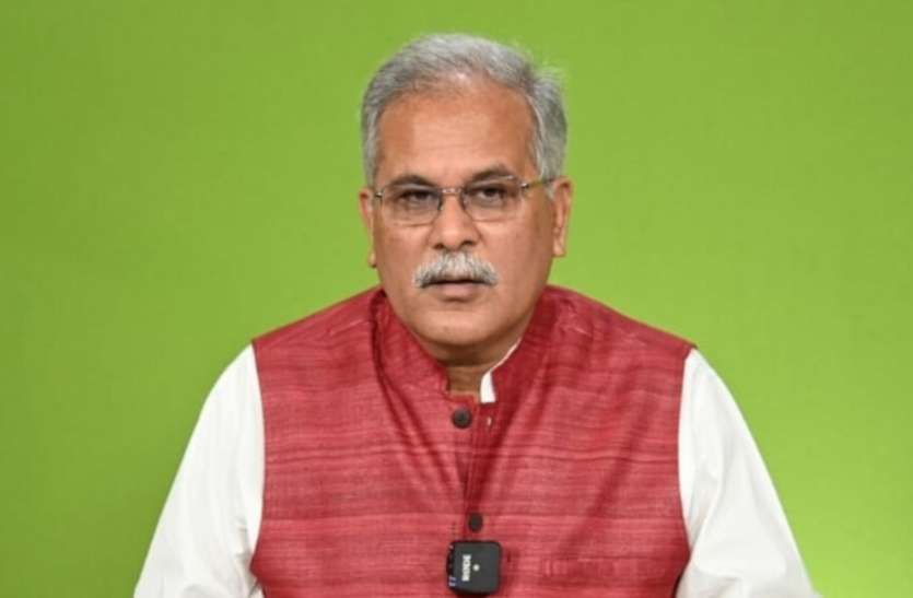 cm_bhupesh_baghel_radio_program_lokvani.jpg लोकवाणी की 15वीं कड़ी में आम जनता से रू-ब-रू हुए सीएम भूपेश, राज्य के विकास को लेकर रखा सरकार का विजन
