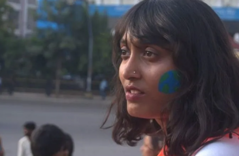 disha ravi प्रियंका गांधी ने Twitt कर साधा निशाना, कहा - निहत्थी लड़की से डरती है केंद्र सरकार