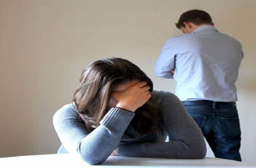 divorce.jpg China: नए तलाक कानून ने बढ़ाई कपल्स की मुश्किलें, तलाक देने की मची होड़