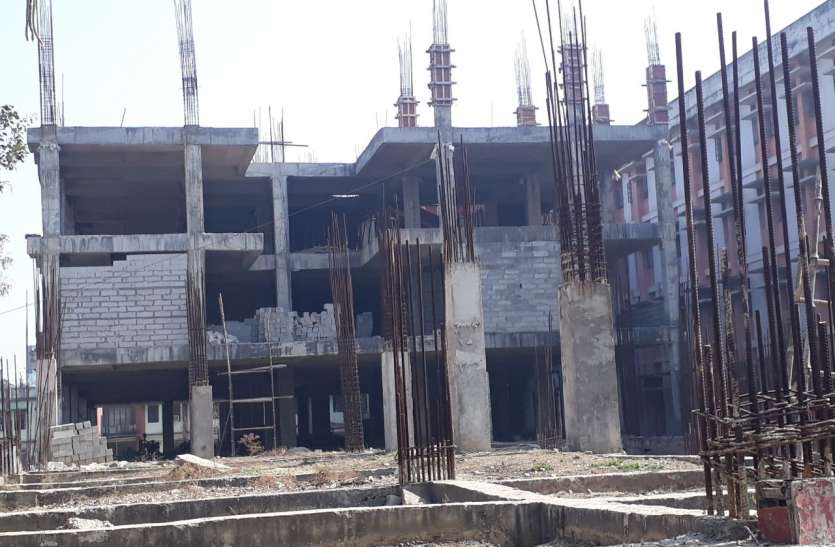 construction industry Career-jobs : कंस्ट्रक्शन इंडस्ट्री में लाखों का पैकेज, सबसे अच्छे कॅरियर के ढेरों विकल्प