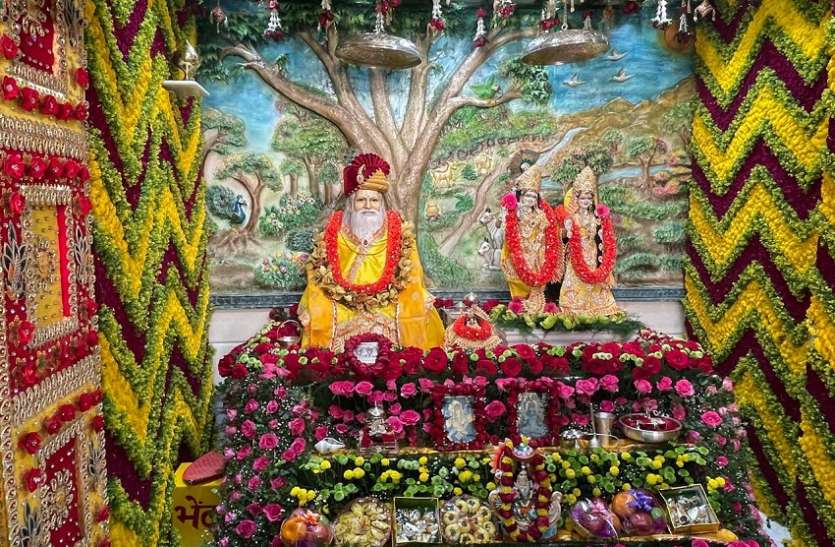 WEST BENGAL---श्रीबिहारी महाराज महोत्सव में गूंजे जय-जय पुरुषोत्तमदास के जयकारे WEST BENGAL---श्रीबिहारी महाराज महोत्सव में गूंजे जय-जय पुरुषोत्तमदास के जयकारे