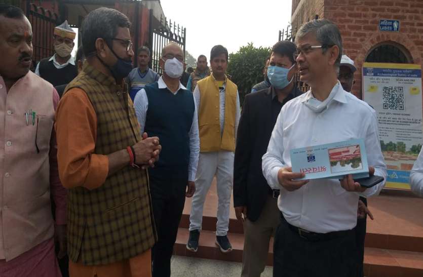 श्रावस्ती में पर्यटन की अपार सम्भावनाएं : पर्यटन मंत्री नीलकंठ तिवारी श्रावस्ती में पर्यटन की अपार सम्भावनाएं : पर्यटन मंत्री नीलकंठ तिवारी