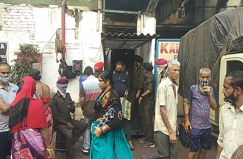 नौकरी की तलाश में निकले युवक की टैंकर की चपेट में मौत नौकरी की तलाश में निकले युवक की टैंकर की चपेट में मौत
