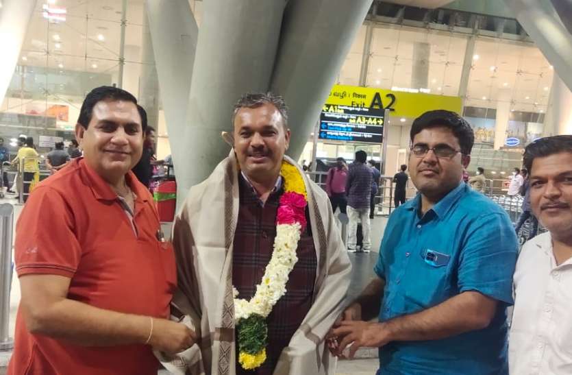 POONARAM CHOUDHARY, NATIONAL COUNCIL MEMBER, BJP भाजपा के राष्ट्रीय परिषद सदस्य पूनाराम चौधरी का चेन्नई में स्वागत