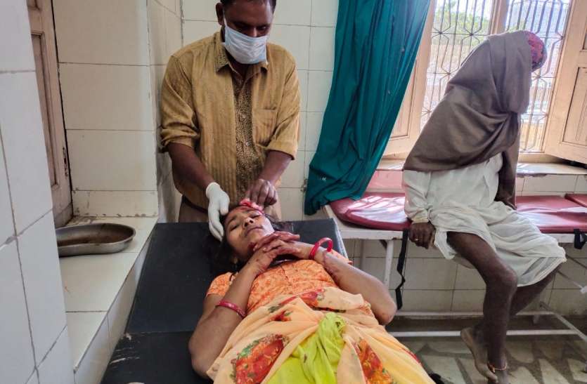 You decide, is it husband or bloodthirst आप तय करे, यह पति है या जालिम