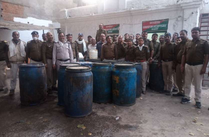अवैध शराब पकड़ी और ३६ बीघा जमीन कराई मुक्त अवैध शराब पकड़ी और ३६ बीघा जमीन कराई मुक्त