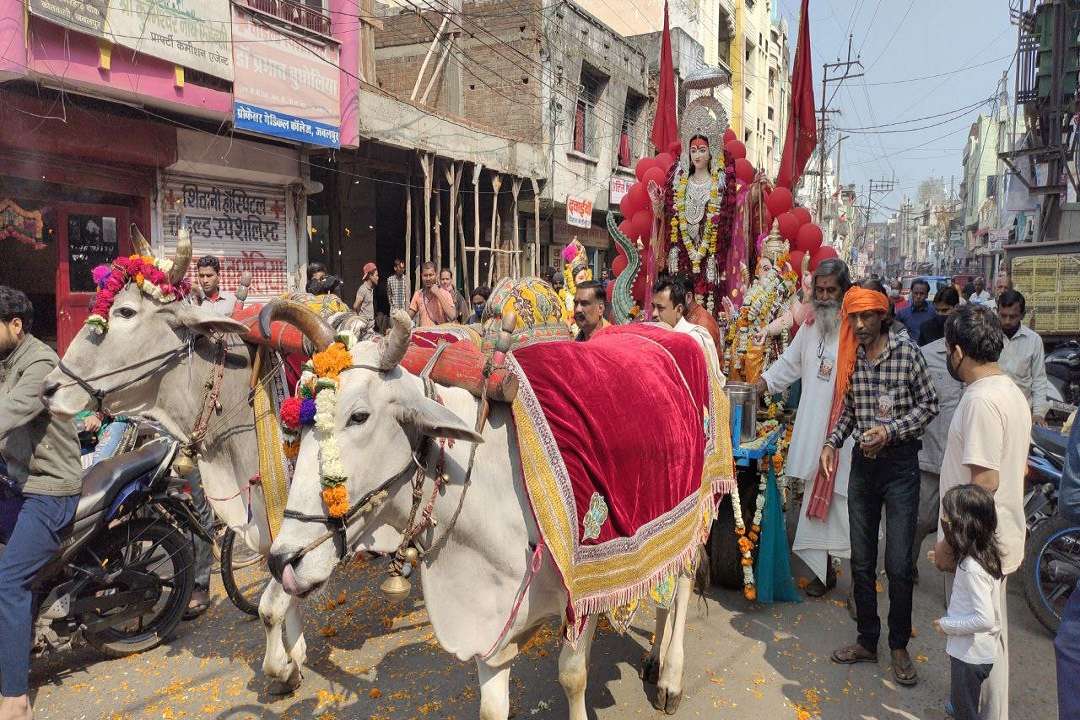 मां नर्मदा की शोभायात्रा