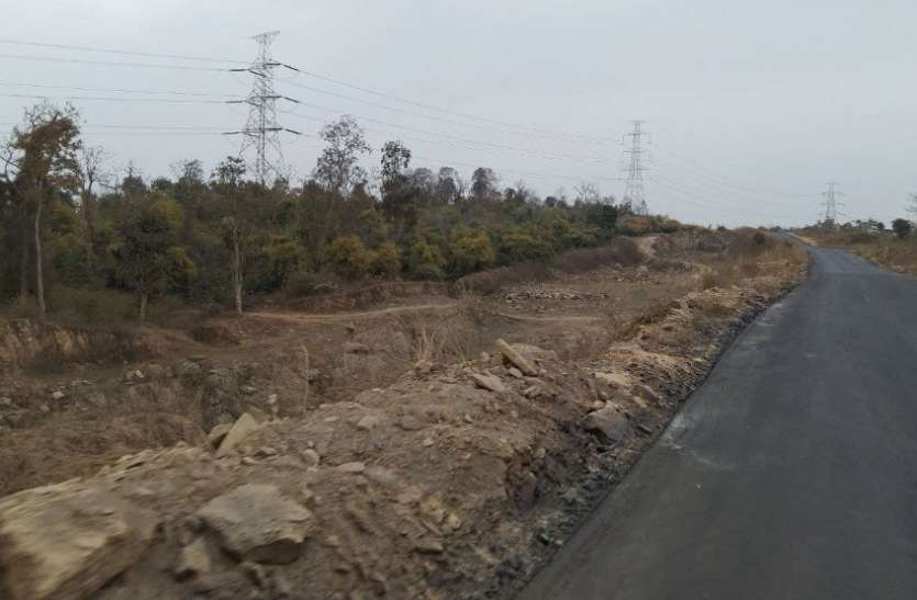 Agency decide incomplete construction of Sidhi-Singrauli highway सीधी-सिंगरौली हाइवे का अधूरा निर्माण पूरा करने एजेंसी तय