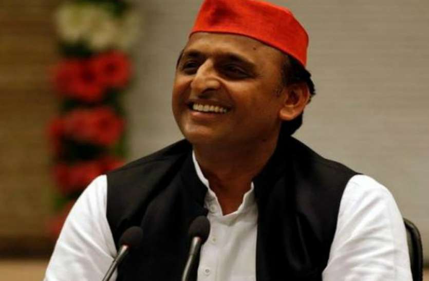 विधानसभा चुनावों की तैयारियों में जुटी समाजवादी पार्टी, लॉन्च किया नया थीम सॉन्ग विधानसभा चुनावों की तैयारियों में जुटी समाजवादी पार्टी, लॉन्च किया नया थीम सॉन्ग
