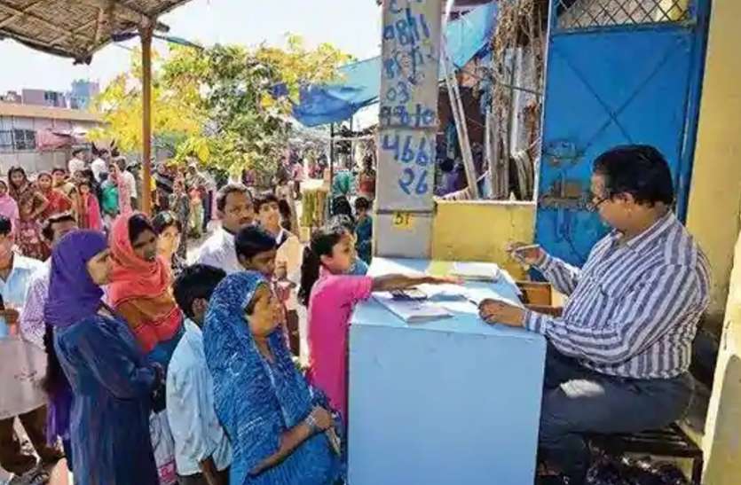 ayushman_card-1.jpg गरीबों पर फिर मेहरबान हुई मोदी सरकार, अब मुफ्त में मिलेगा आयुष्मान कार्ड, जानें कैसे प्राप्त करें