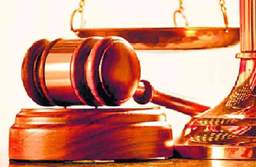 जूनागढ़ के कांग्रेस विधायक को मारपीट मामले में एक वर्ष की सजा जूनागढ़ के कांग्रेस विधायक को मारपीट मामले में एक वर्ष की सजा