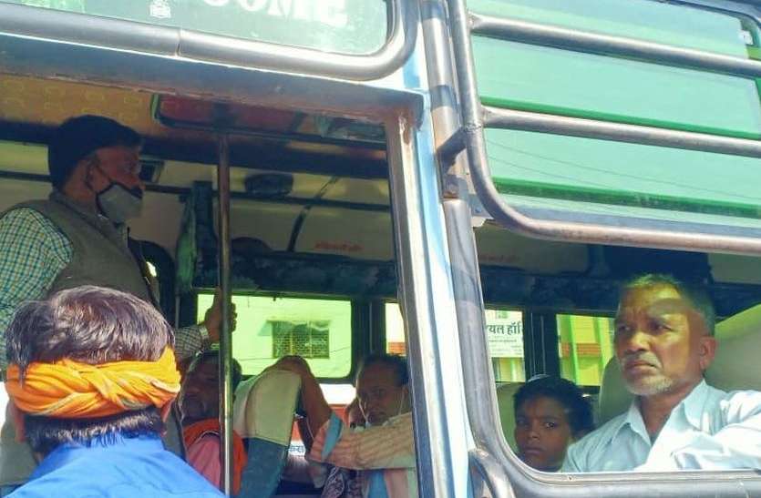 Bus accident, transport department, bus, investigation, permit यहां सीधी हादसे के बाद जागा अमला, 34 बसों में मिली खामियां
