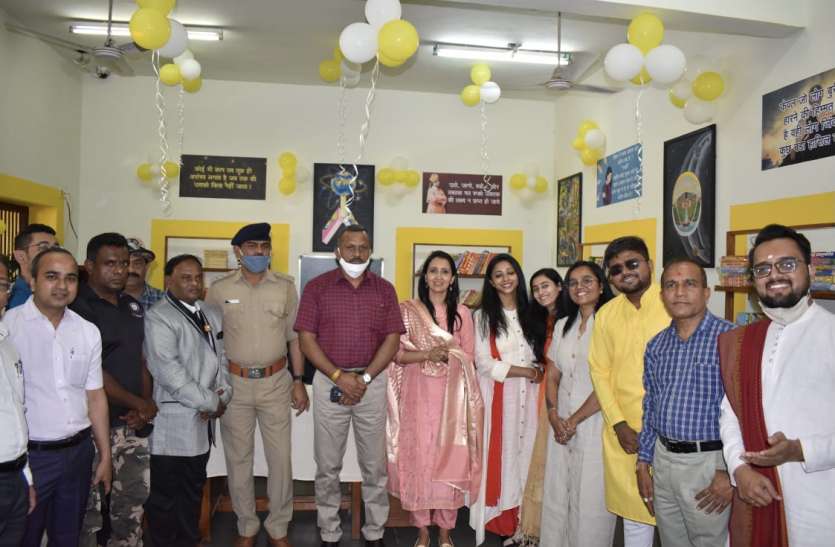 SURAT NEWS DAYRI: अटल पुस्तकालय का शुभारम्भ SURAT NEWS DAYRI: अटल पुस्तकालय का शुभारम्भ