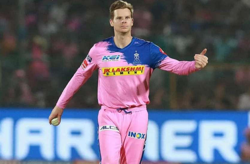 steve_smith.jpg कम पैसे के कारण आईपीएल से हट सकते हैं स्मिथ : क्लार्क