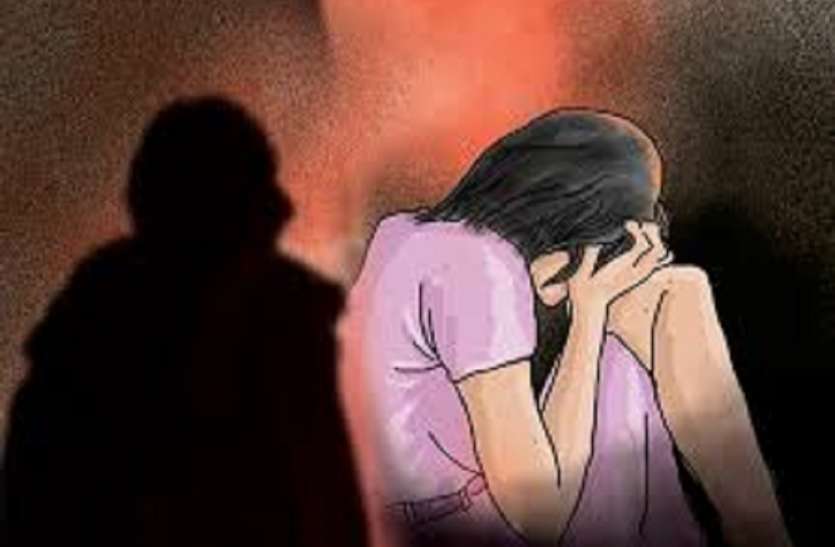 मेडिकल छात्रा से कानपुर के होटल में दुष्कर्म, इंदौर निवासी छात्रा को बुलाया गया था बर्थडे पार्टी के बहाने मेडिकल छात्रा से कानपुर के होटल में दुष्कर्म, इंदौर निवासी छात्रा को बुलाया गया था बर्थडे पार्टी के बहाने