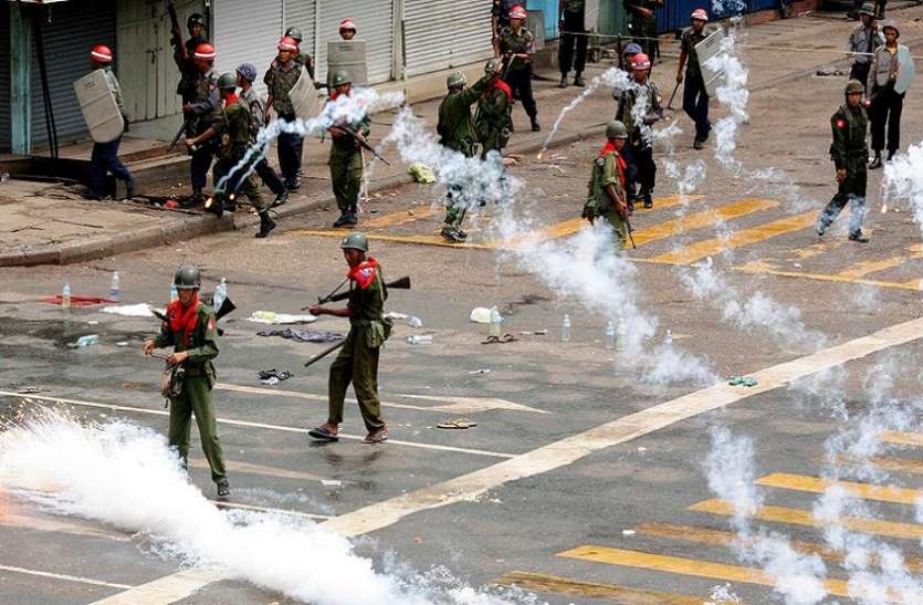yangon.jpg Myanmar: तख्तापलट के बाद सबसे बड़ी हिंसा, प्रदर्शनकारियों पर फायरिंग में दो की मौत, 20 घायल