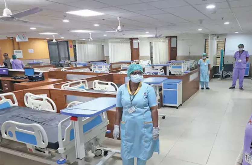 जिला अस्पताल में बुजुर्ग तीमारदार का व्हीलचेयर पर धक्का लगाते वीडियो हुआ वायरल, सीएमएस ने कही कार्रवाई की बात जिला अस्पताल में बुजुर्ग तीमारदार का व्हीलचेयर पर धक्का लगाते वीडियो हुआ वायरल, सीएमएस ने कही कार्रवाई की बात
