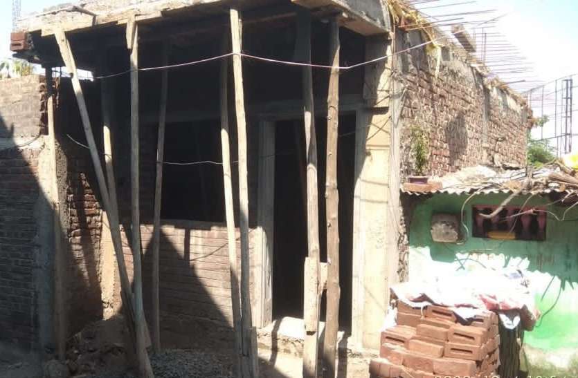 4300 beneficiaries could not submit documents, will be out of housing scheme 4300 हितग्राही जमा नहीं कर पाए दस्तावेज, आवास योजना से होंगे बाहर