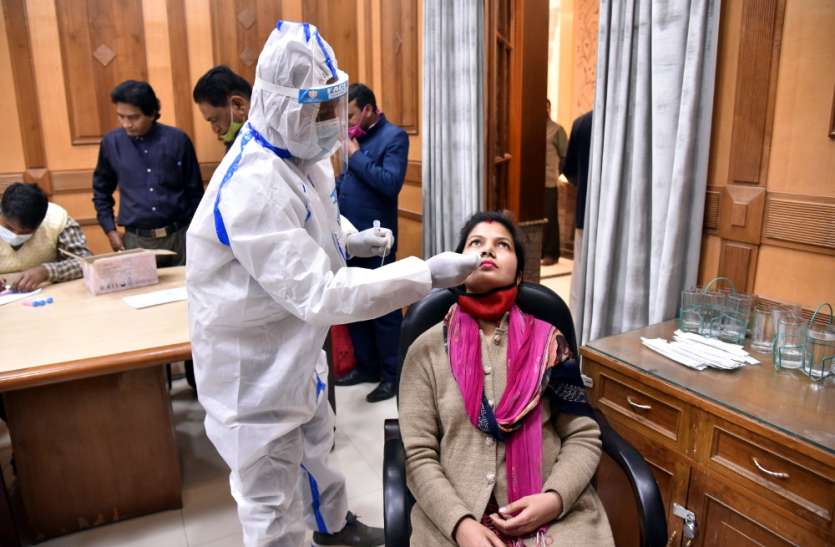 प्रदेश में 2,521 कोरोना के एक्टिव मामलों में से 647 लोग होम आइसोलेशन में प्रदेश में 2,521 कोरोना के एक्टिव मामलों में से 647 लोग होम आइसोलेशन में