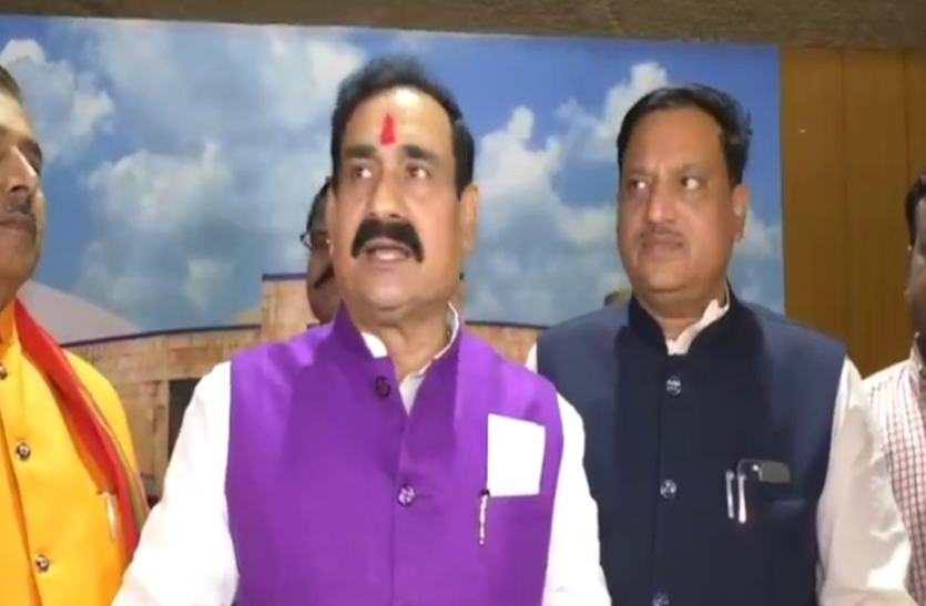 गृहमंत्री ने कहा- विपक्ष को उपाध्यक्ष का पद देने की परंपरा पुरानी थी गृहमंत्री ने कहा- विपक्ष को उपाध्यक्ष का पद देने की परंपरा पुरानी थी