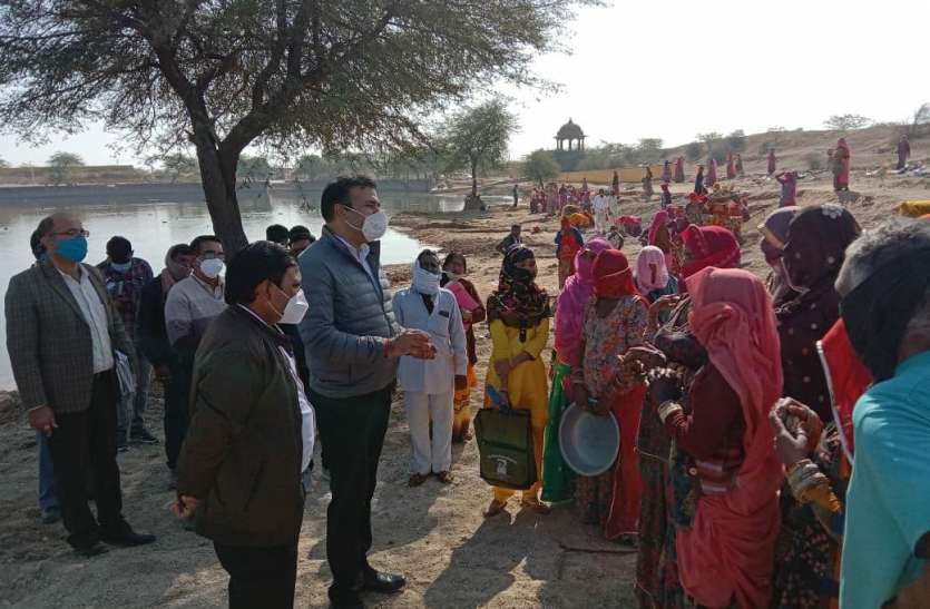 Nagaur state ranked second in providing employment in MNREGA नागौर जिले में 2528 लोग ऐसे, जिनकी उम्र 80 पार फिर भी कर रहे मनरेगा में काम