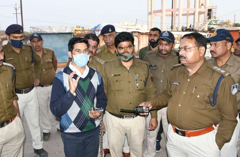 Doctor killed the woman and buried the body next to the clinic डॉक्टर ने युवती की हत्या कर क्लीनिक के बगल में दफनाया शव