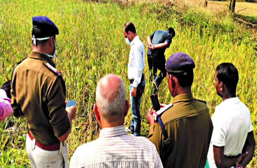 गेहूं फसल की रखवाली करने गए युवक की धारदार हथियार से हत्या, खेत में खून से लथपथ मिली लाश गेहूं फसल की रखवाली करने गए युवक की धारदार हथियार से हत्या, खेत में खून से लथपथ मिली लाश