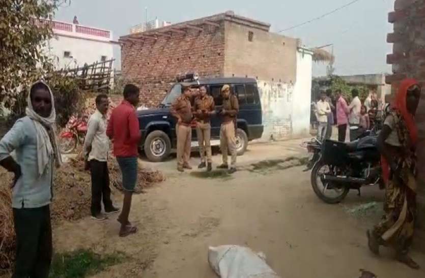बुजुर्ग पति को अपनी पत्नी के अवैध संबंध होने का गहराया शक, तो उठाया ये खौफनाक कदम और फिर... बुजुर्ग पति को अपनी पत्नी के अवैध संबंध होने का गहराया शक, तो उठाया ये खौफनाक कदम और फिर...