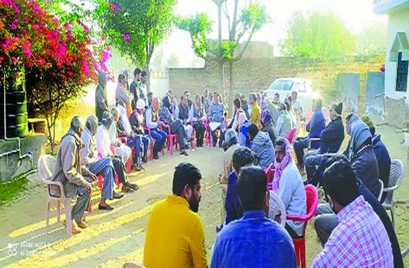 दो वर्षों से चल रही भेड़ प्रजनन केंद्र को बंद करने तैयारी दो वर्षों से चल रही भेड़ प्रजनन केंद्र को बंद करने तैयारी