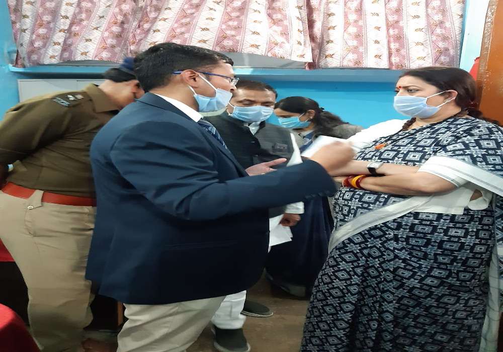 केंद्रीय मंत्री स्मृति ईरानी का अमेठी में बनेगा आशियाना, कराई रजिसट्री