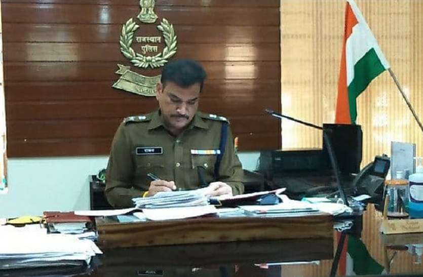 नशा छुड़ाने को पुलिस ने लगाए 157 जागरुकता शिविर, साढ़े तीन हजार लोग हुए शामिल नशा छुड़ाने को पुलिस ने लगाए 157 जागरुकता शिविर, साढ़े तीन हजार लोग हुए शामिल