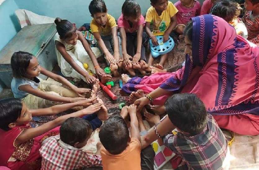 जिले में गोद लेने वाला अभियान लाया रंग, टीबी मुक्त हुए 300 से ज्यादा बच्चे जिले में गोद लेने वाला अभियान लाया रंग, टीबी मुक्त हुए 300 से ज्यादा बच्चे